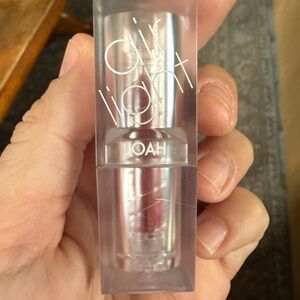 J.O.A. Air Light Lipstick - Silver